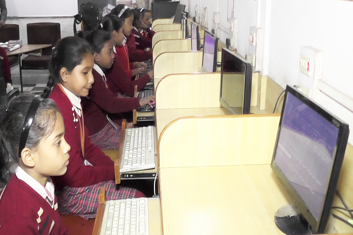 D A V Public School-Computer Lab