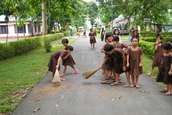 Vivekananda Kendra Vidyalaya-Swachatha day