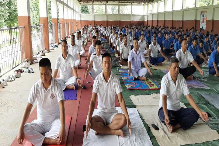 Vivekananda Kendra Vidyalaya-Yoga
