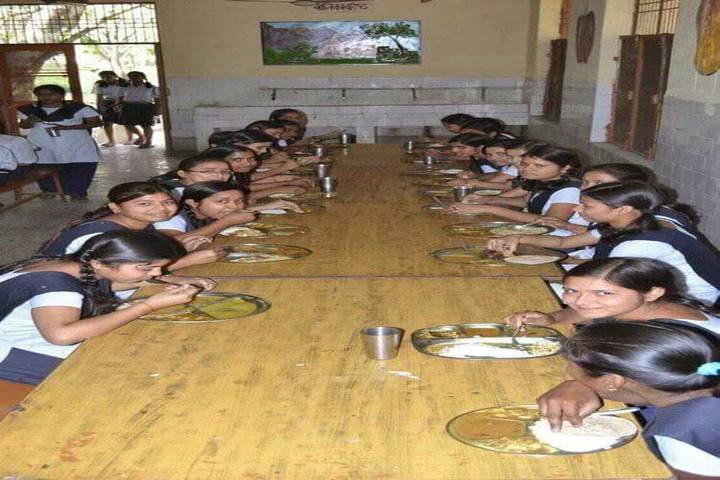 Jawahar Navodaya Vidyalaya - Lunch together