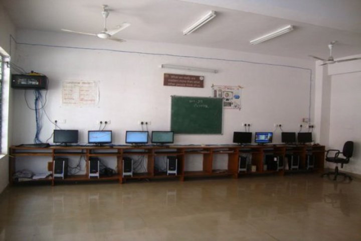 Kendriya Vidyalaya-Computer Lab