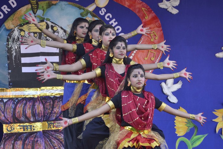 Oxford Public School-Dancing Activity