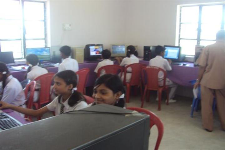 St Michael Anglo-Indian School-Computer Lab