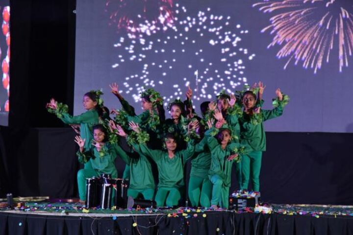 Akshara International Public School-Dances