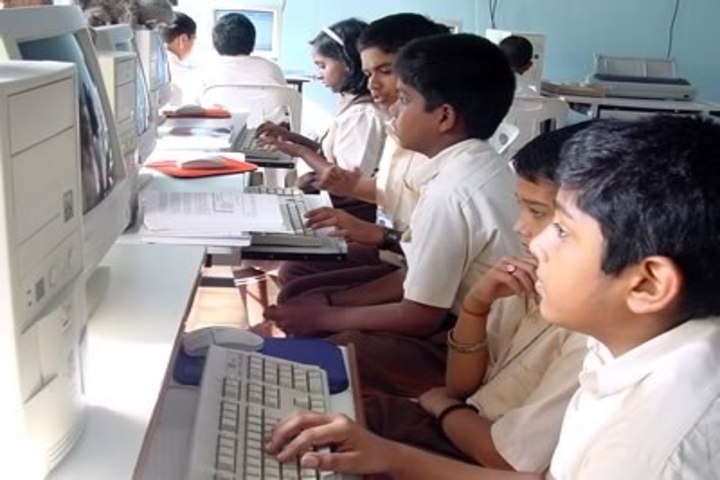 Amrita Vidyalayam-Computer Lab