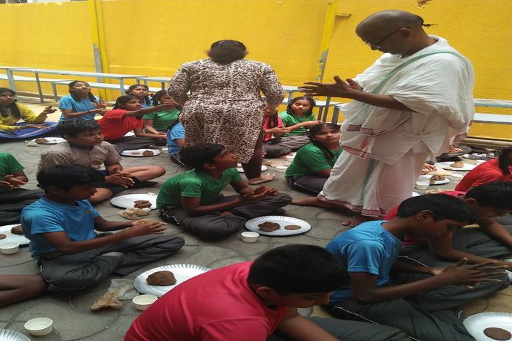 B R V Public School-Clay Modeling