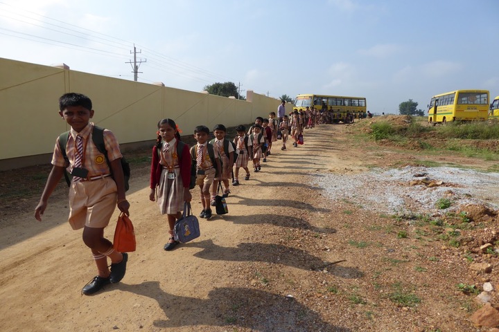 Badarikashrama Vidyashala-Students