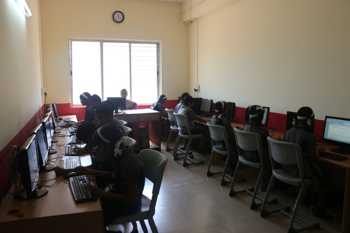 Bharatesh Central School-Computer Lab