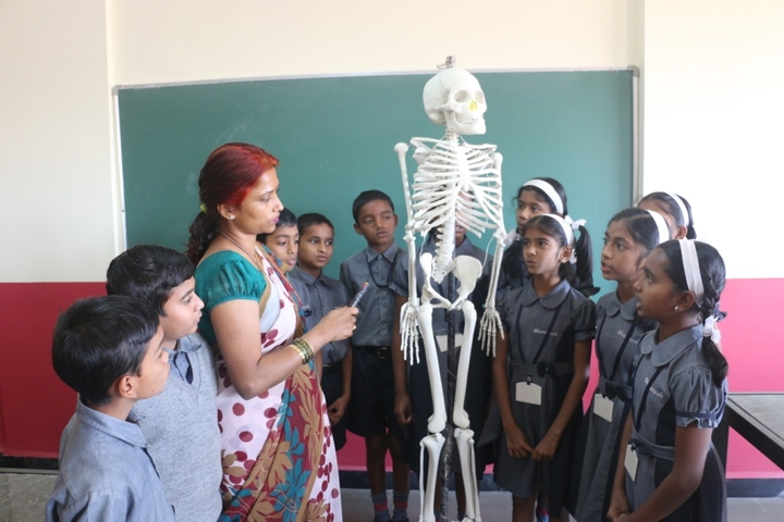 Bharatesh Central School-Lab