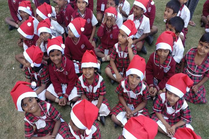 Brilliant National School-Christmas