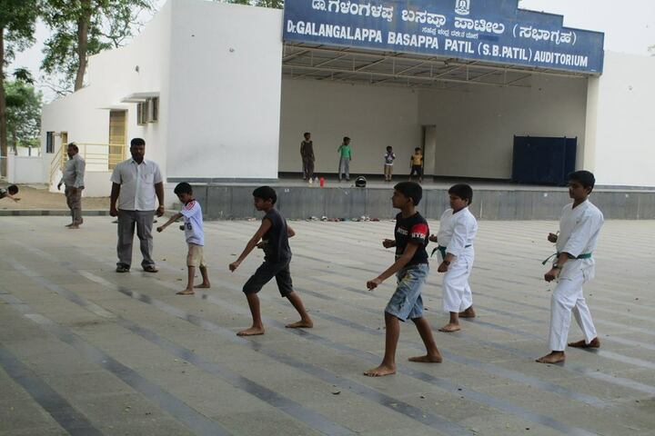 Chandrakant Patil English Medium School-Karatte