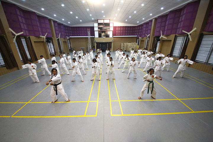 Chitrakoota School-Karatte