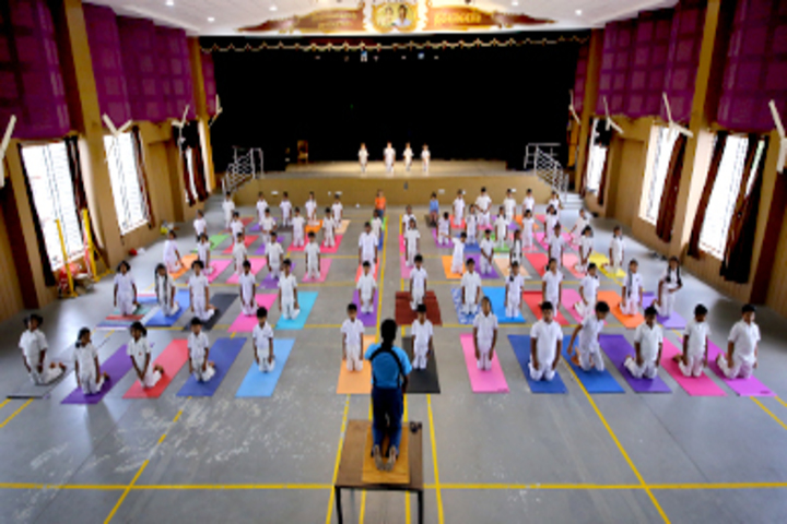 Chitrakoota School-Yoga