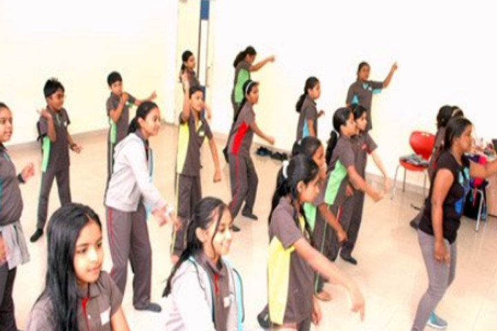 Chrysalis High-Danceroom