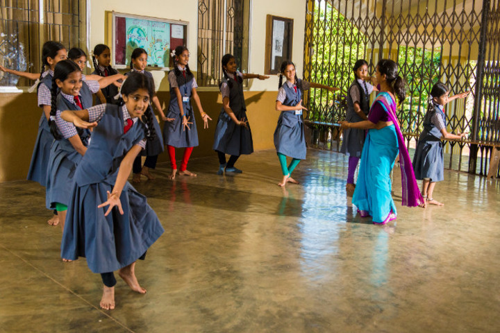 Dr M Ramanna Shetty Memorial English Medium High School-Dance Room