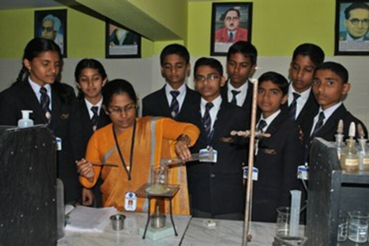 Jnanaganga Residential School-Science Lab