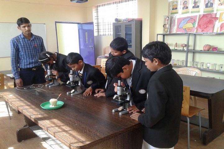 Jnanasagara Central School-Biology Lab