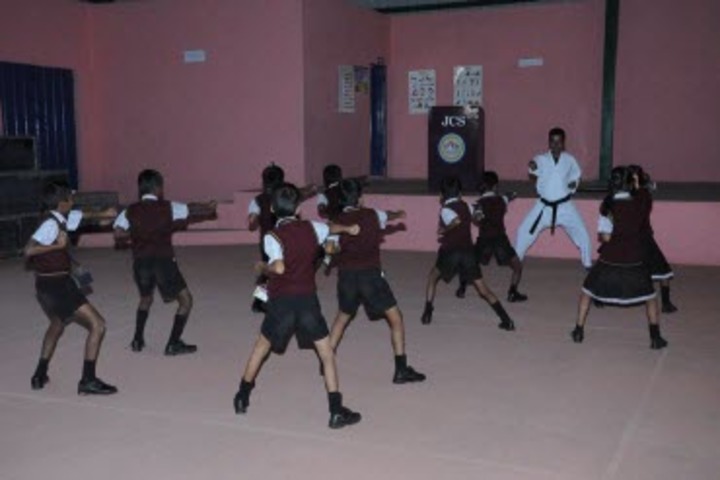 Jnanasagara Central School-Karate