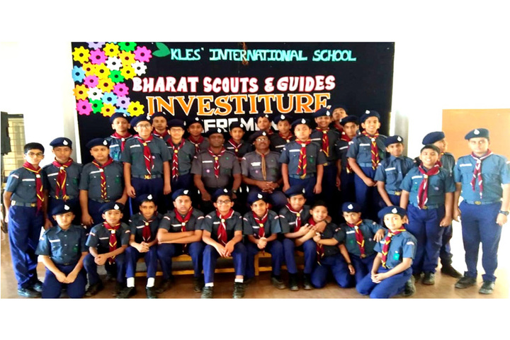 K L E International School-Scouts