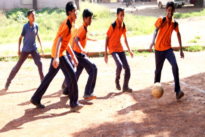 K L E School Dharwad-Football