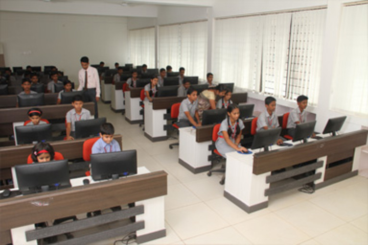 K L E Society School- Computer lab