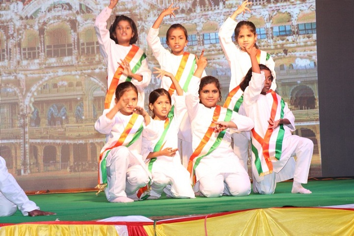 K L E Societys School-Independance Day Celebration
