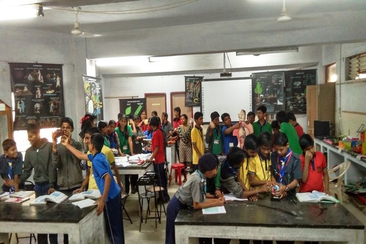 Kendriya Vidyalaya-Science lab