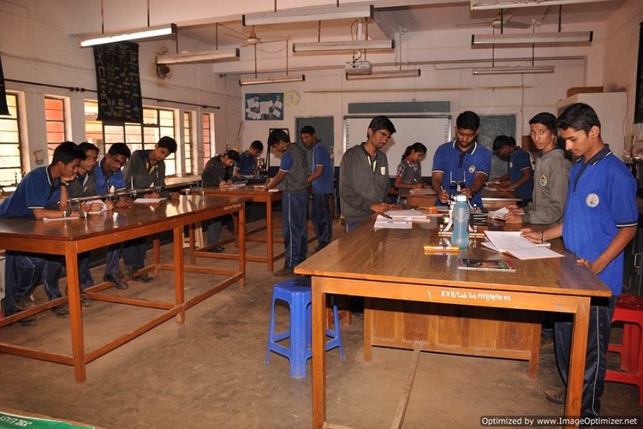 Kendriya Vidyalaya No 2- Physics lab
