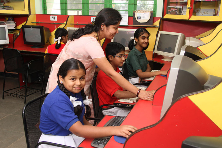 Love Dale Central School- Computer lab