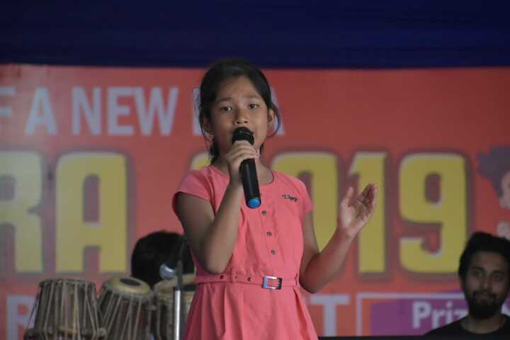 Green meadows school - singing