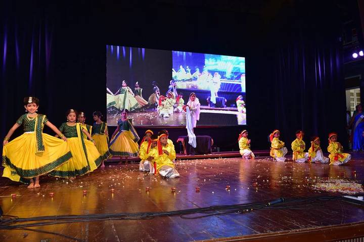 Manipal School-Dance Activity