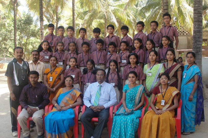 Maruthi Public School-Group Photo