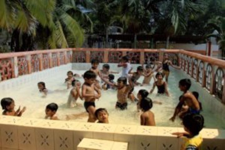 Maruthi Public School-Swimming Pool