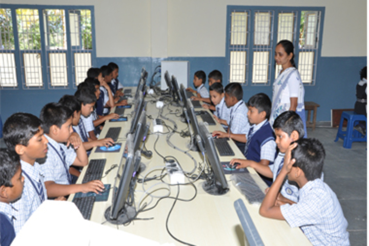Mount Carmel School-Computer Lab