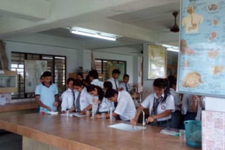 Gurukul Grammar School - biology lab