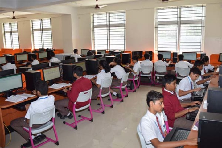 National Public School-Computer Lab