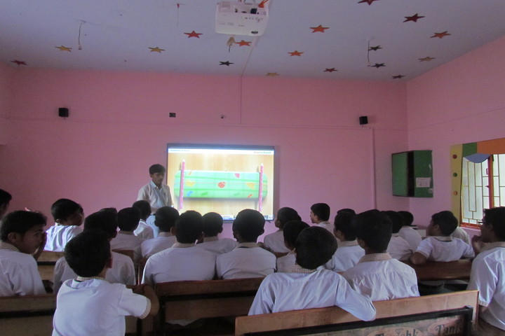 Noble School-Digi Room