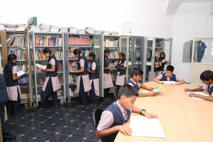 R L Jalappa Central School-Library