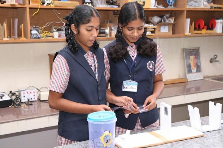 R L Jalappa Central School-Physics Lab