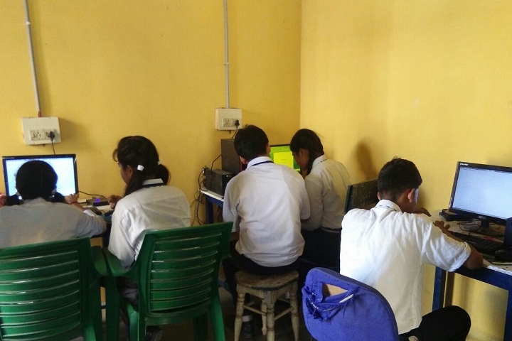 Holy Child Public School-Computer lab