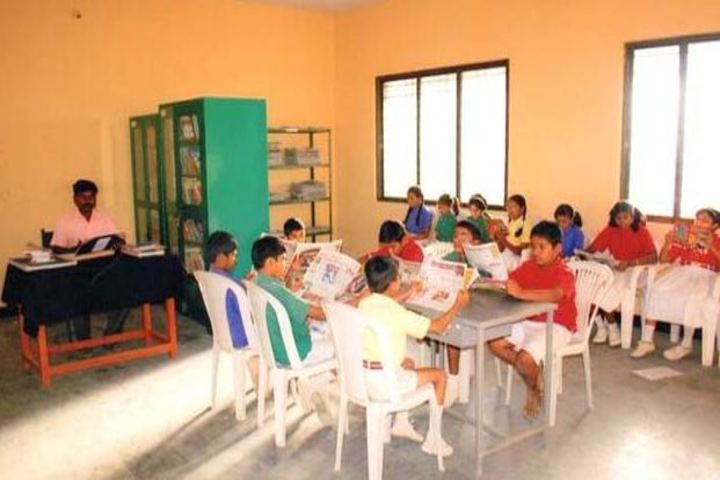 S B Darur Memorial English Medium School-Library