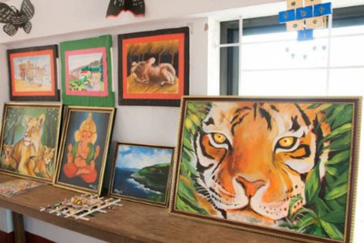 S M S English Medium School-Art And Craft