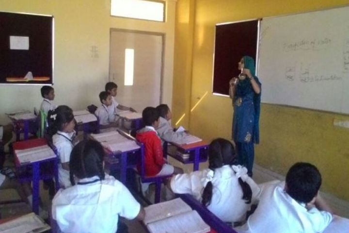 S R N Mehta School-Science Activity