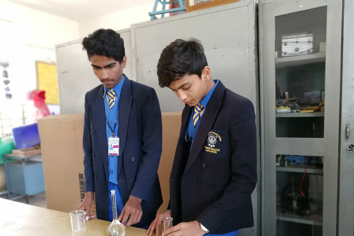 Saint Pauls English School-Chemistry-Laboratory