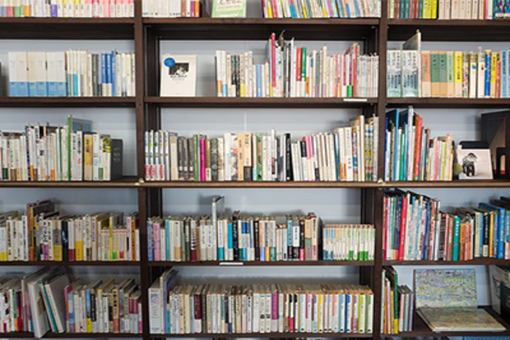 Saint Pauls English School-Library