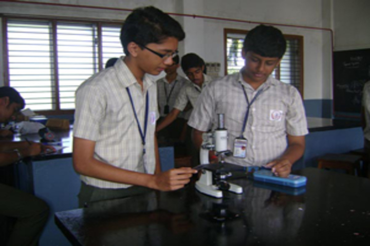 Sharada Vidyalaya-Biology-Lab