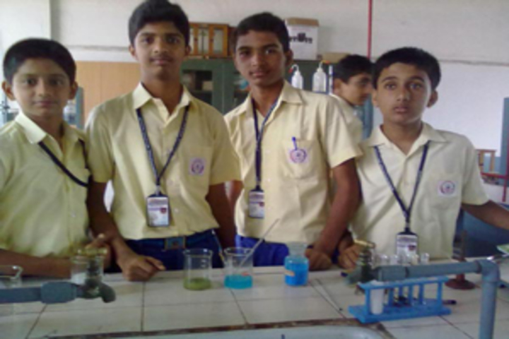Sharada Vidyalaya-Chemistry-Lab