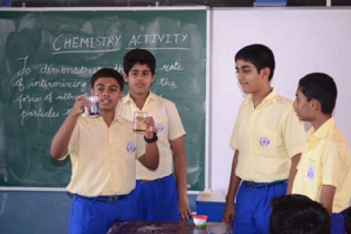 Sharada Vidyalaya-Laboratory