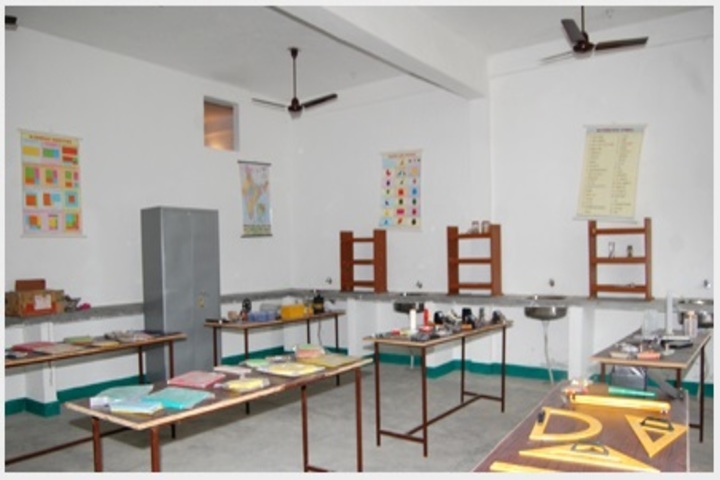 Shri Kadasiddheshwar Public School-Maths-Lab