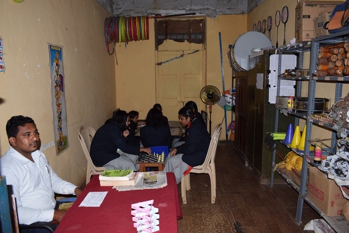 Shri Kadasiddheshwar Public School-Sports-Room